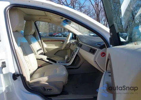 2011 Volvo Xc70 3.2 из США, поврежденный, VIN YV4952BLXB1102749